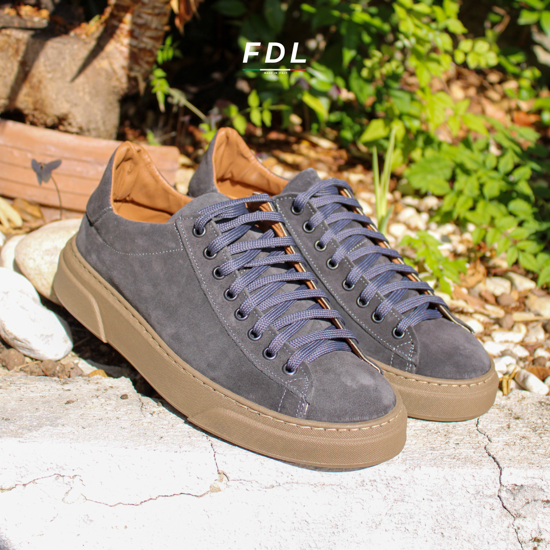 Sneakers Londra in Camoscio Grigio