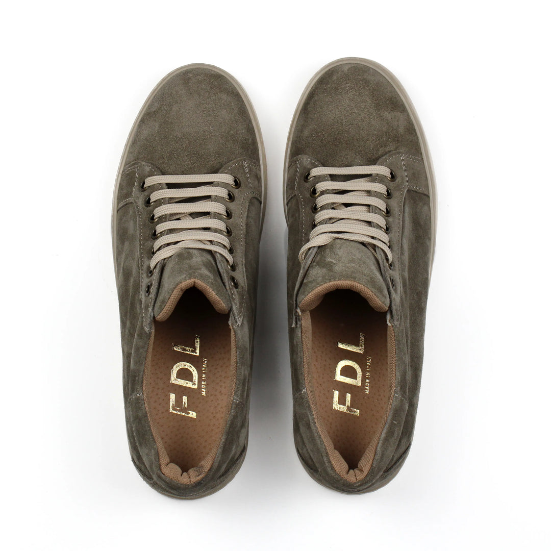 Sneakers Berlino in Camoscio Taupe
